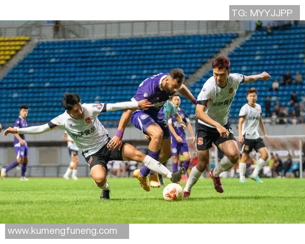 贾姓足球球员大全盘点及其在各大联赛中的表现与成就